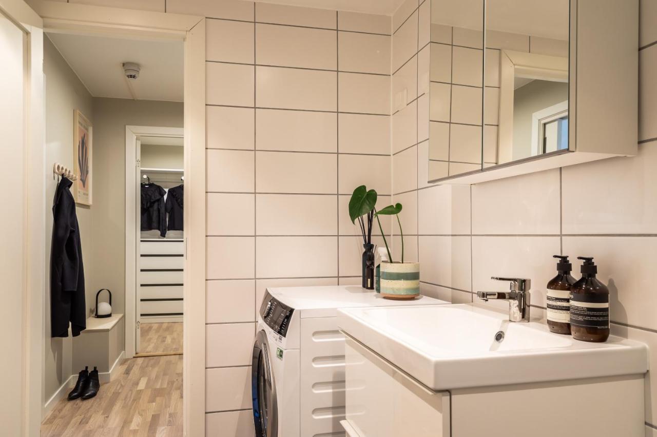 Scandinavian Apartment With 2 Bedrooms And Terrasse - Close To Storo Storsenter And All Public Transport Осло Екстериор снимка